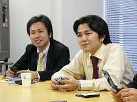 光永博史氏（左）と吉田征義氏