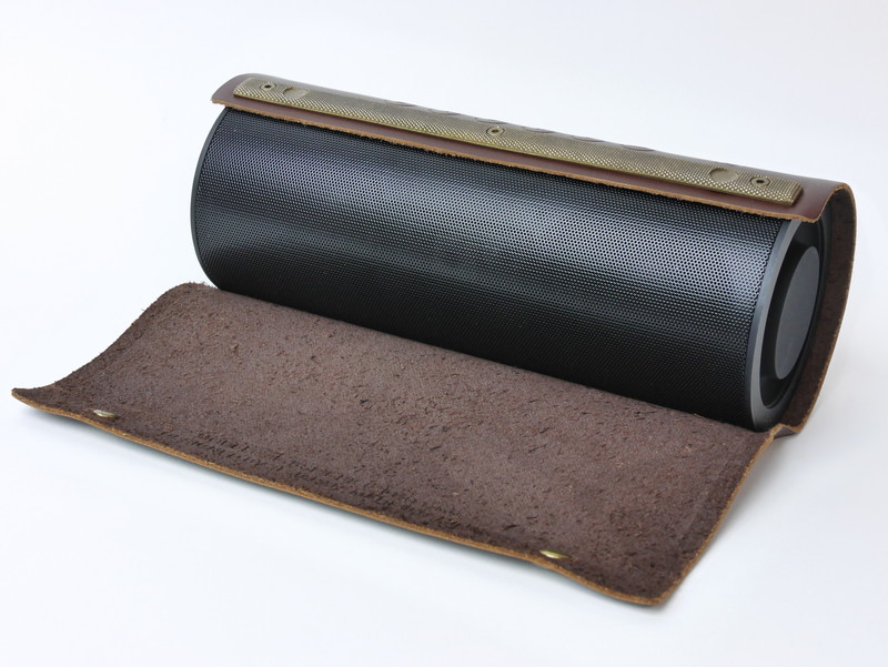 大人な雰囲気を醸し出す良デザインのBluetoothスピーカー「The Bull