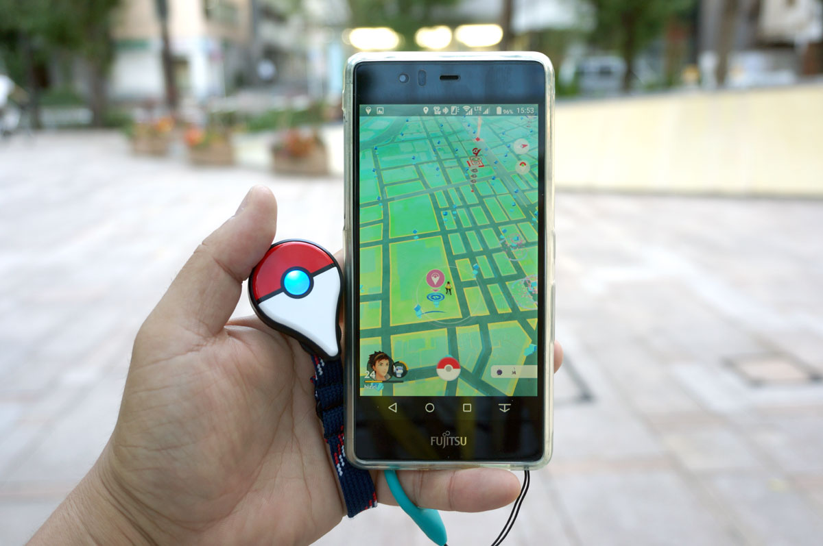 arrows M03」で「Pokémon GO Plus」を使ってみた - ケータイ Watch