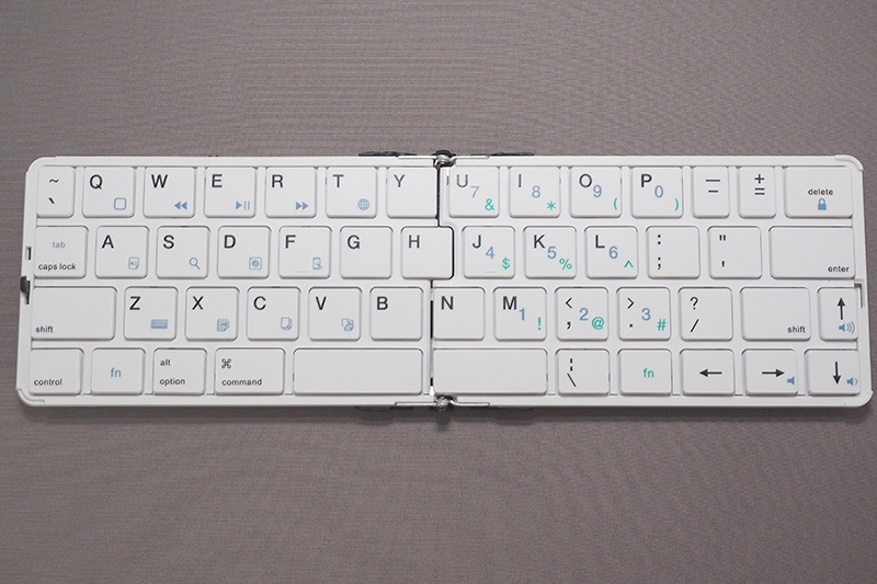 軽量モバイルキーボードの新星「Bookey Pocket」 - ケータイ Watch