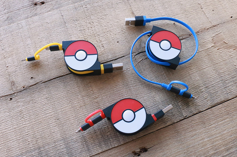 モンスターボールにLightning/microUSBを収納、ポケモン公式USB