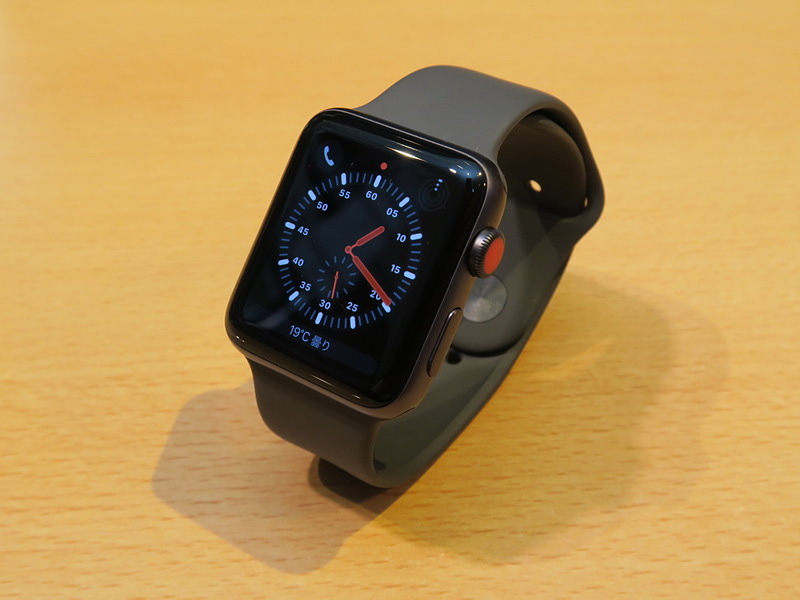 セルラー機能搭載で楽しくなった「Apple Watch Series 3」 - ケータイ