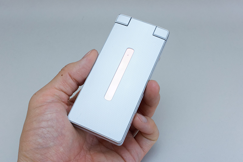 Androidフィーチャーフォン「AQUOS K」レビュー] 普段使いにも