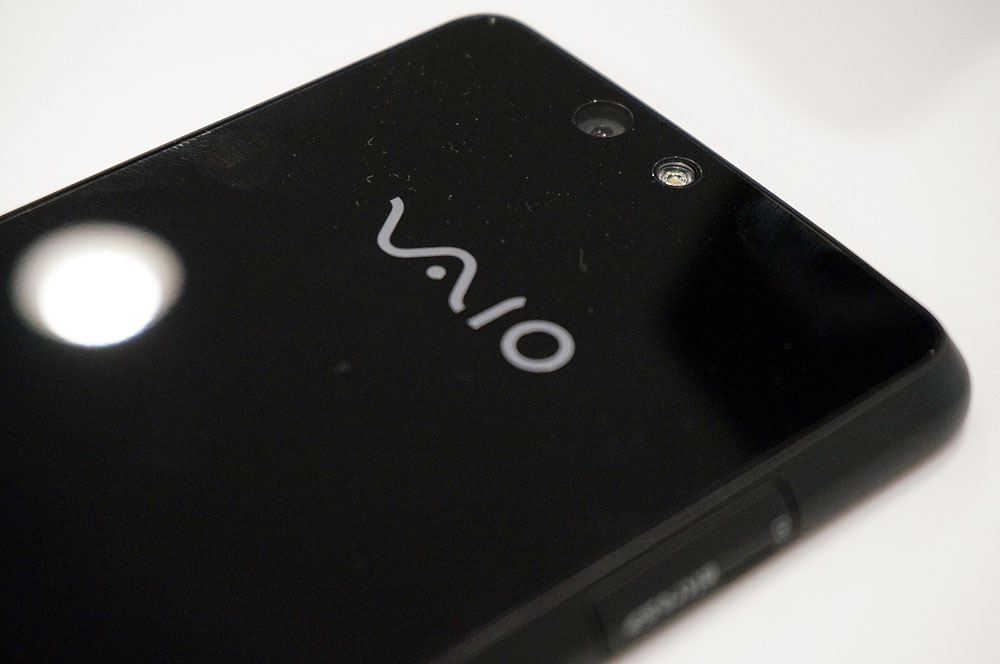 日本通信×VAIOから「VAIO Phone」、5万1000円で - ケータイ Watch