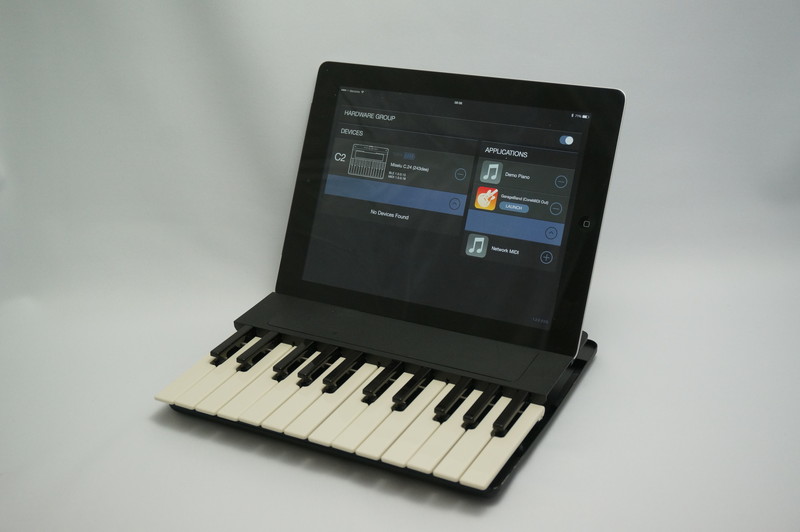 音楽の素人がiPadケース型のMIDIキーボード「C.24」でピアノ演奏に挑戦 