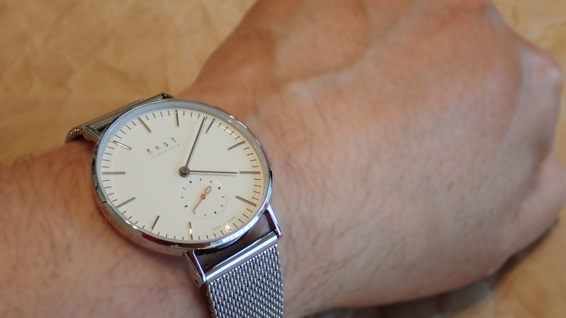 良質一番の腕時計「Knot」 - ケータイ Watch Watch