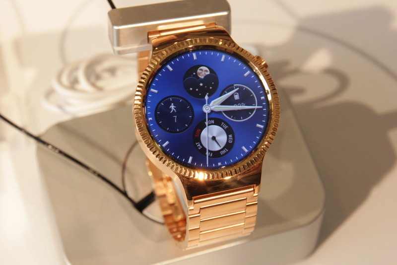 Huawei Watch」、4万5800円～で10月16日発売 - ケータイ Watch