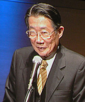 石井威望氏