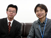 プロジェクトマネージャーの山口氏（左）と、商品企画担当の井端氏（右）