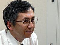 山田氏は、MSM7500や今後のCPUロードマップ、BREW 4.0のマルチタスク化について説明