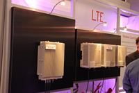 LTE関連では基地局設備など先端技術を展示