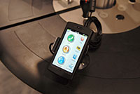 nuvifone G60はタッチパネル搭載で通話、メール機能を搭載