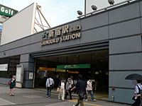テストを行ったJR新宿駅新南口