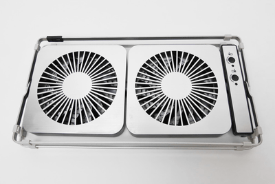 イカすフォルムで実用性もバツグン ツインデスクファン で涼を取る ケータイ Watch