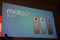 モトローラ Moto Z2 Play 発表会 Moto Mods 開発キットも日本で展開へ ケータイ Watch