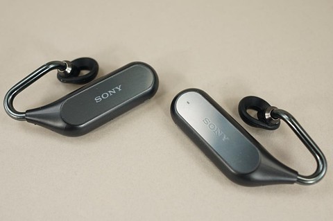 スマートフォンをより身近にしてくれるワイヤレスイヤホン Xperia Ear Duo ケータイ Watch