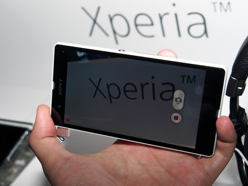 画像 ソニーモバイルに聞く Xperia Z の開発コンセプト 4 8 ケータイ Watch Watch