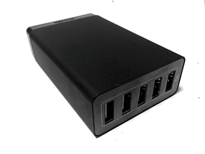 Usb充電はこれ一台におまかせ Anker 40w 5ポートusb急速充電器 ケータイ Watch Watch