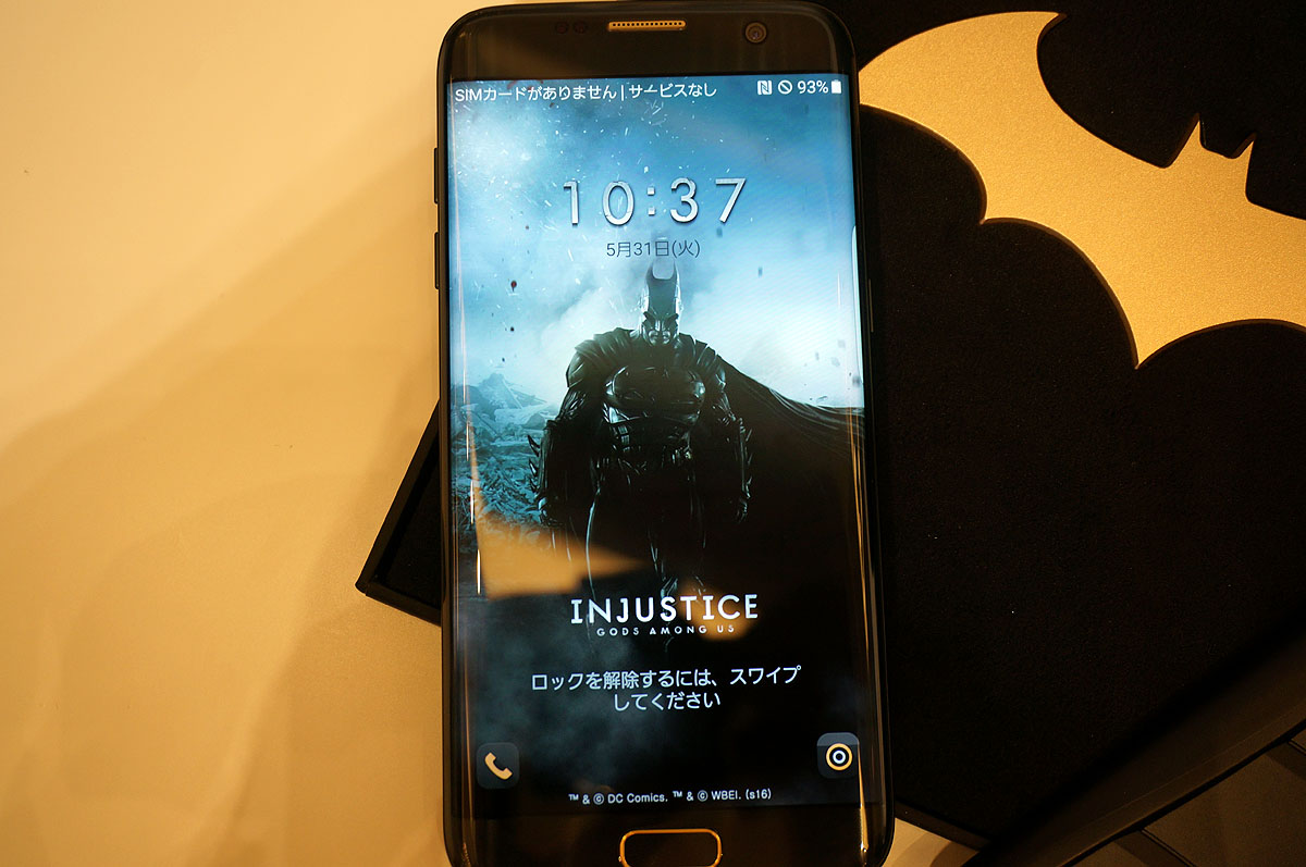 拡大画像 Galaxy S7 Edgeの バットマンモデル Auが100台限定販売 8 13 ケータイ Watch