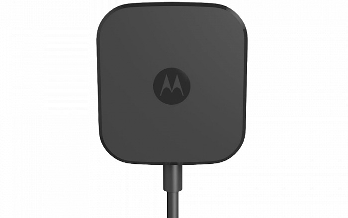 モトローラ、Moto Zシリーズ/Moto X4用の急速充電アダプター