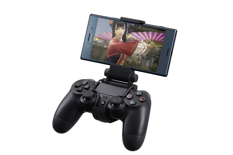 PS4コントローラーにXperiaをマウントできるアクセサリー、6月上旬発売 - ケータイ Watch
