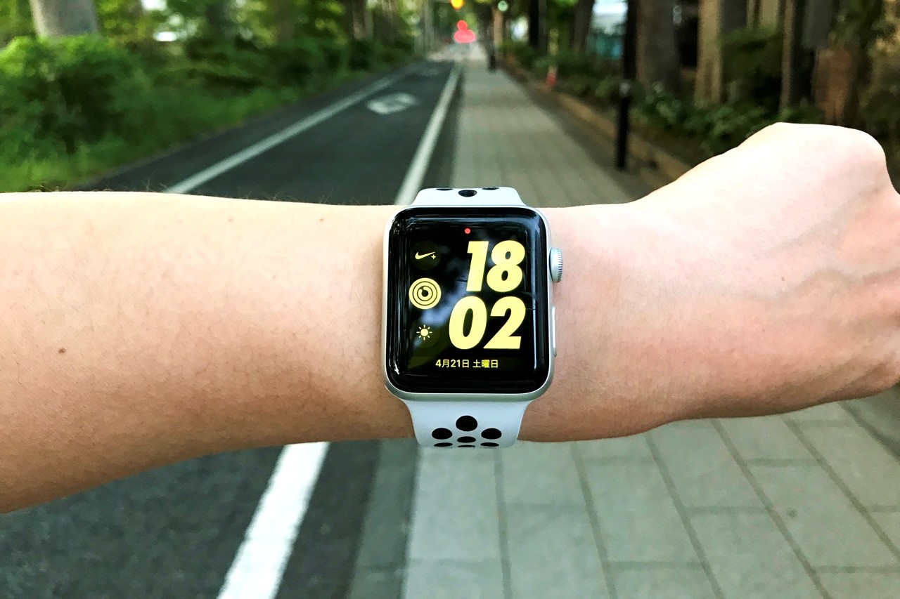 Apple Watch 3 ナイキ＋ 42mm ランニングウォッチ