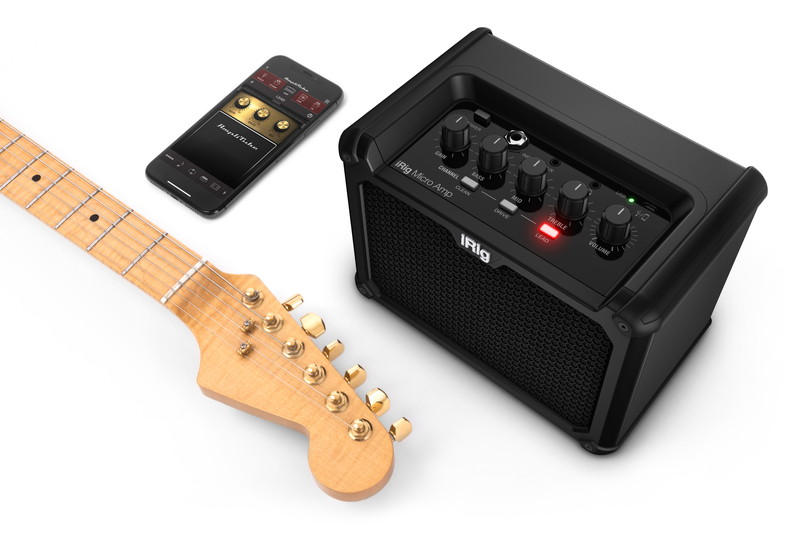 iPhone対応の小型ギターアンプ「iRig Micro Amp」 - ケータイ Watch