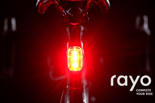 スマホ連携で盗難防止、自転車用テールライト「Rayo」 - ケータイ Watch