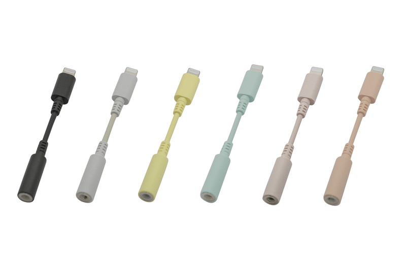 高耐久素材を採用、iPhone用のLightning→イヤホン変換ケーブル
