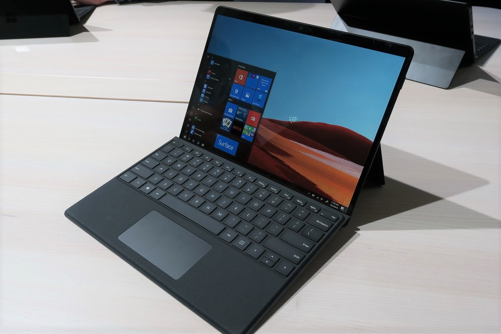 マイクロソフト、ARMベースのSoCを搭載した「Surface Pro X」など7製品