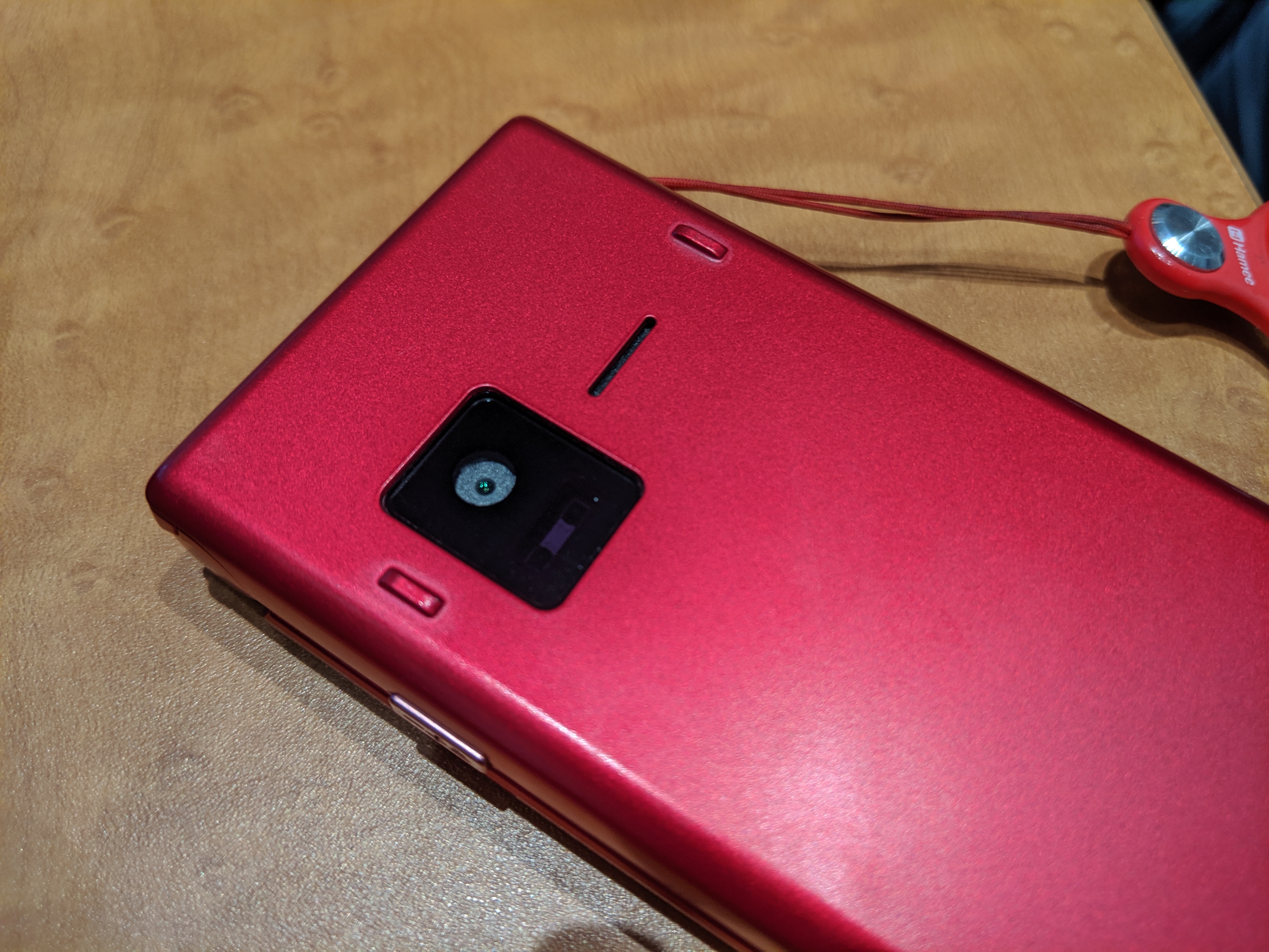 シンプルながら使いやすいF-03Lのカメラ機能 - ケータイ Watch