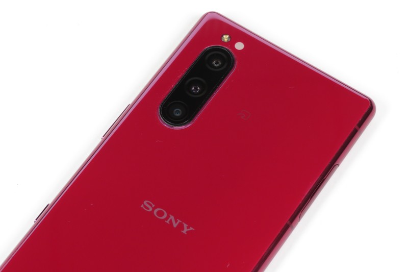 Xperia 5」クイックインプレッション] 最大のライバルは「Xperia 1」か