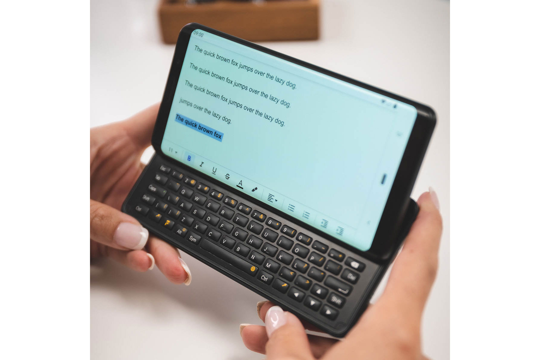 超美品　F(X)Pro 1 SIMフリースマホ　QWERTY 超美品 F(X)Pro 1 SIMフリースマホ QWERTY F(x)tec Pro1｜価格