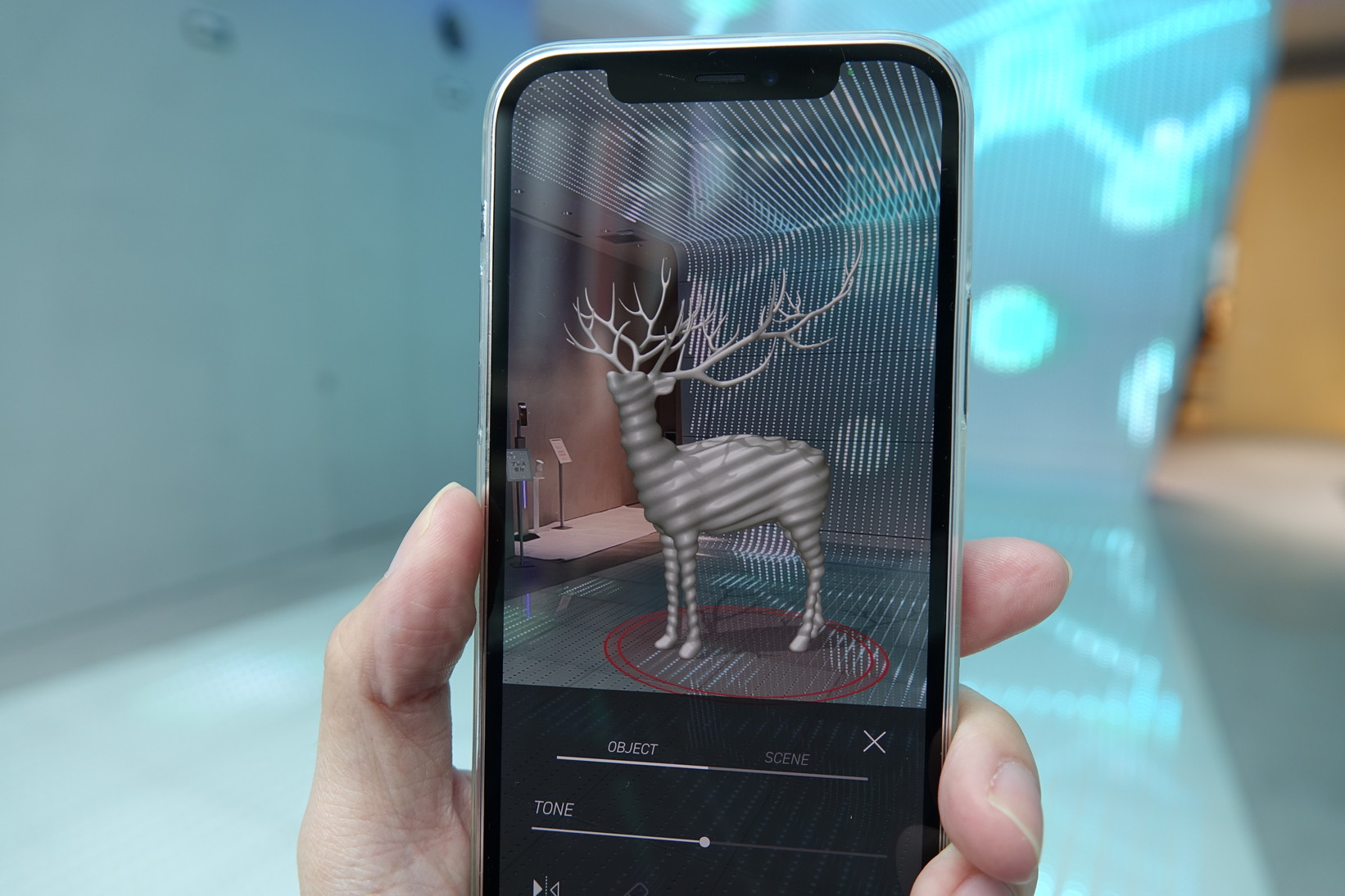 Kddi Iphoneで日常に溶け込むアート作品が楽しめる Ar Art アプリ ケータイ Watch