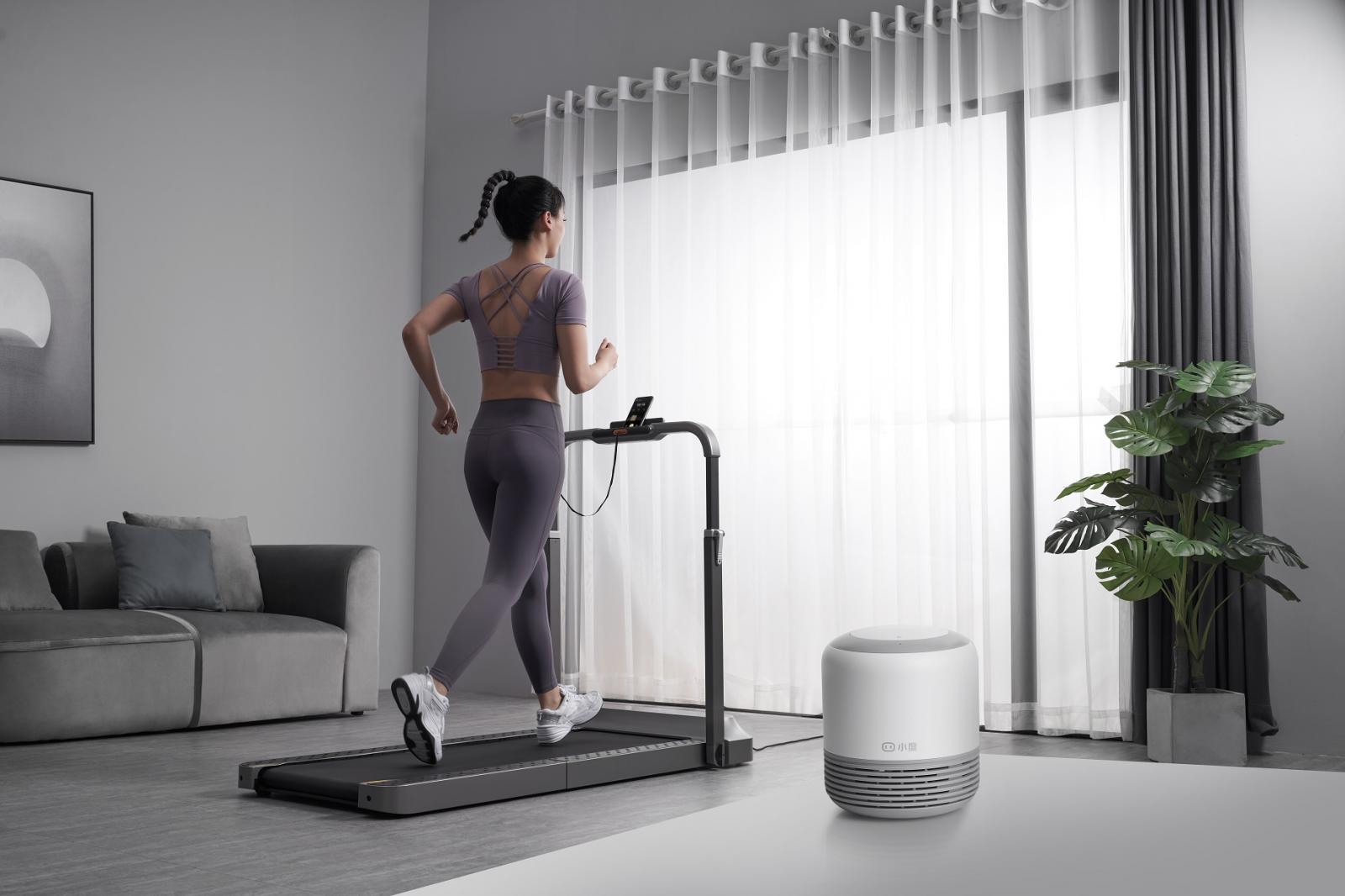 プラススタイル、折りたたみ式のルームランナー「WalkingPad R2」を 