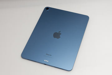 2022年発売の「iPad Air」（第5世代）、64GB版のピンクがAmazonで14 