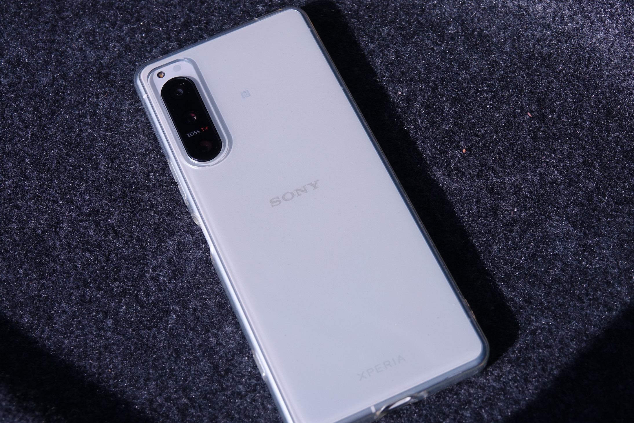 コンパクトかつハイエンドに惹かれて「Xperia 5 IV」を購入 - ケータイ Watch