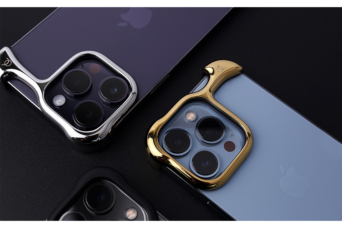 iPhoneアクセサリー abokad ほぼ裸でiPhoneが使える「Arc」のバンパーケースに、ミラーモデルが