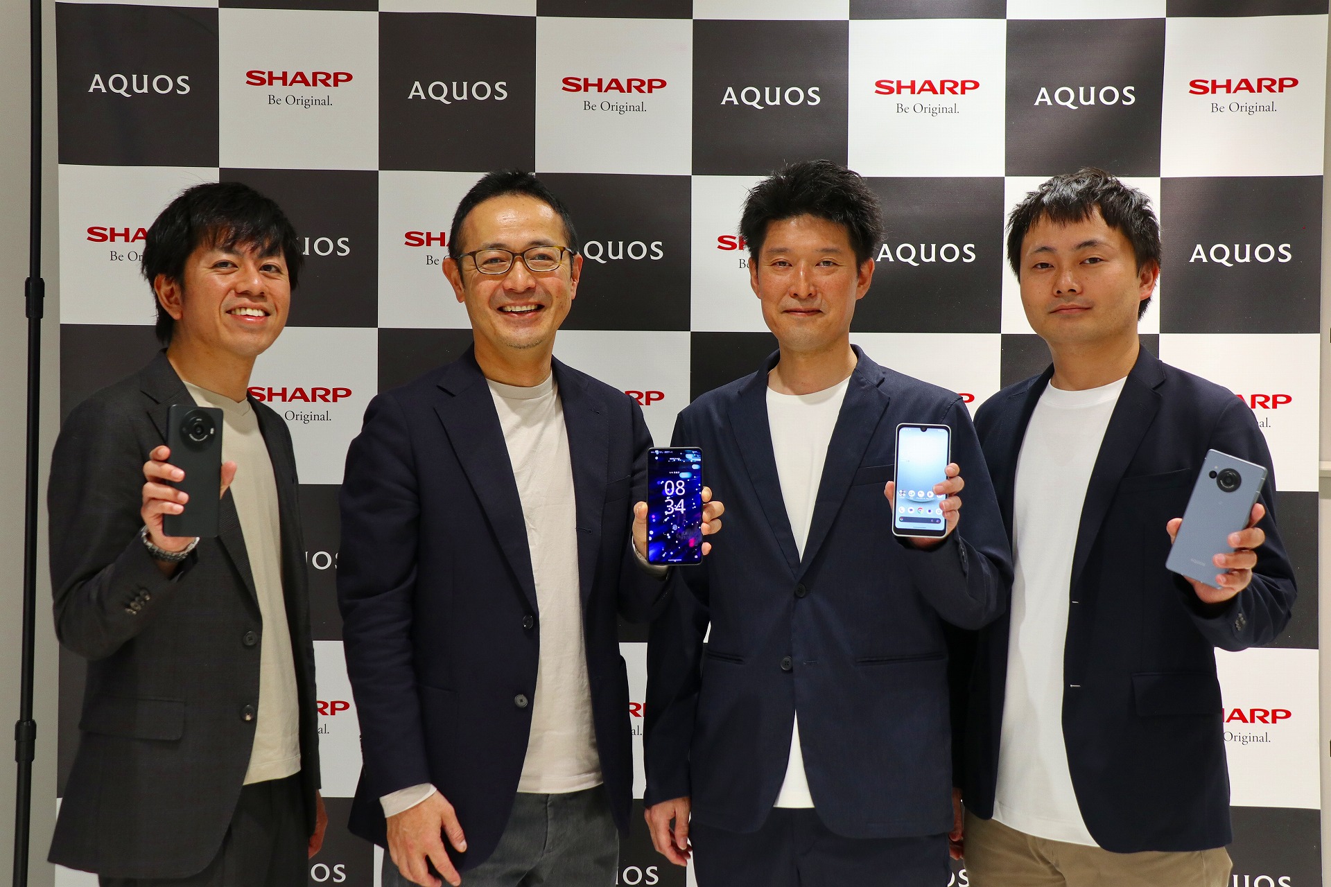 シャープ「AQUOS R8 pro」「AQUOS R8」発表、なぜ「無印とpro」に