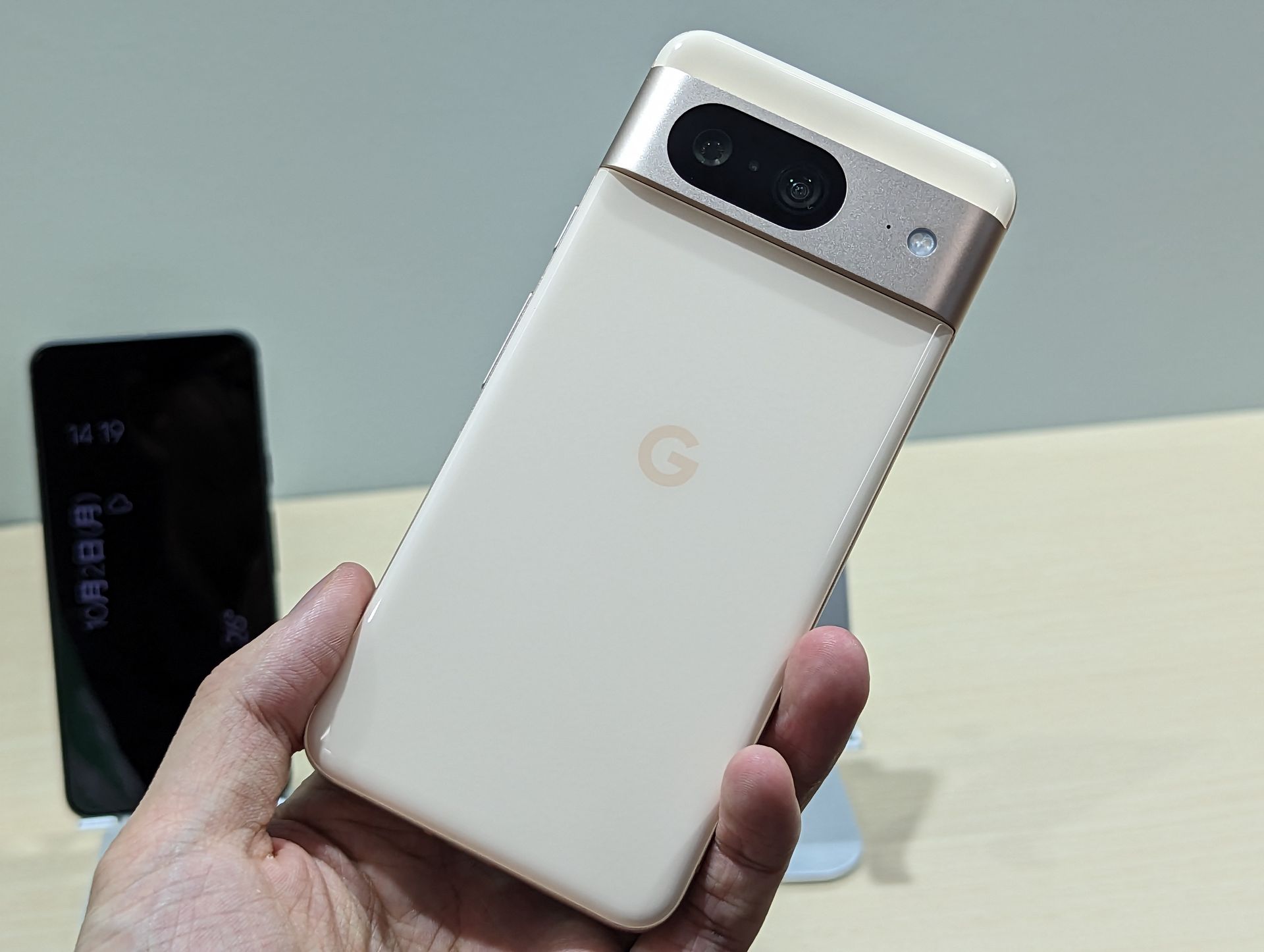 Pixel 8」シリーズの価格は「Pixel 7」シリーズと比べてどう変わった？ 円安の影響はいかに？ - ケータイ Watch