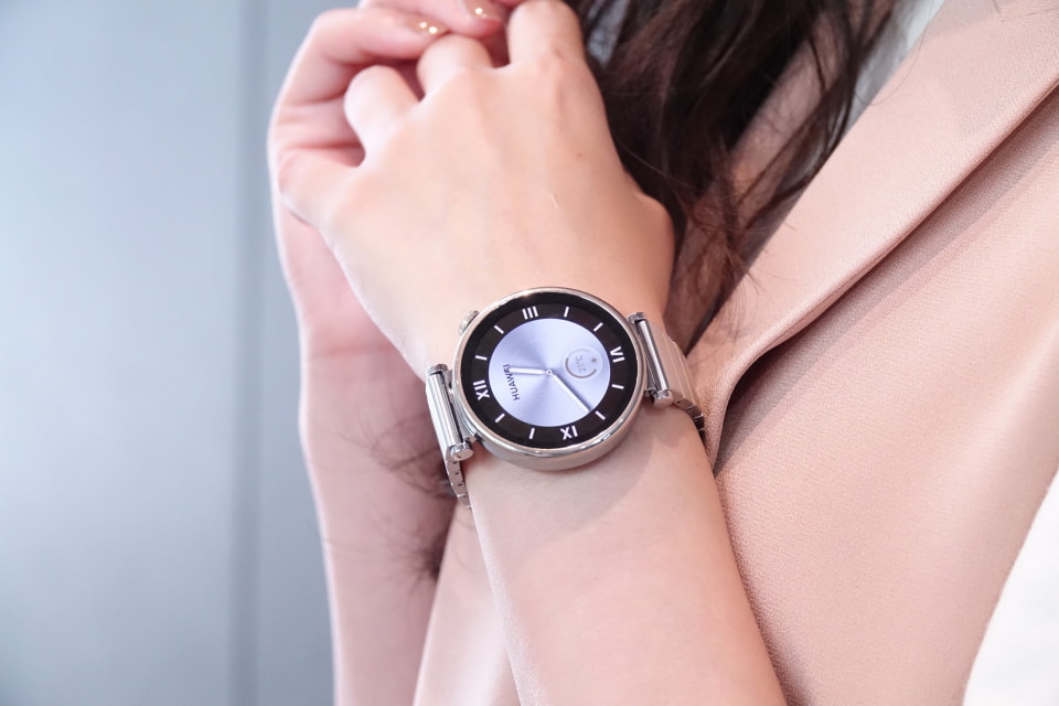 HUAWEI WATCH GT 4」予約開始、体組成計とセットのAmazonクーポンも