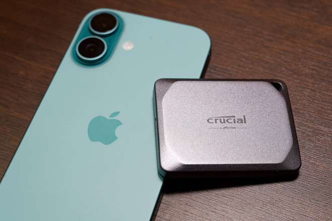 iPhoneの容量不足はポータブルSSDで解決だ！ ミニなのに大容量