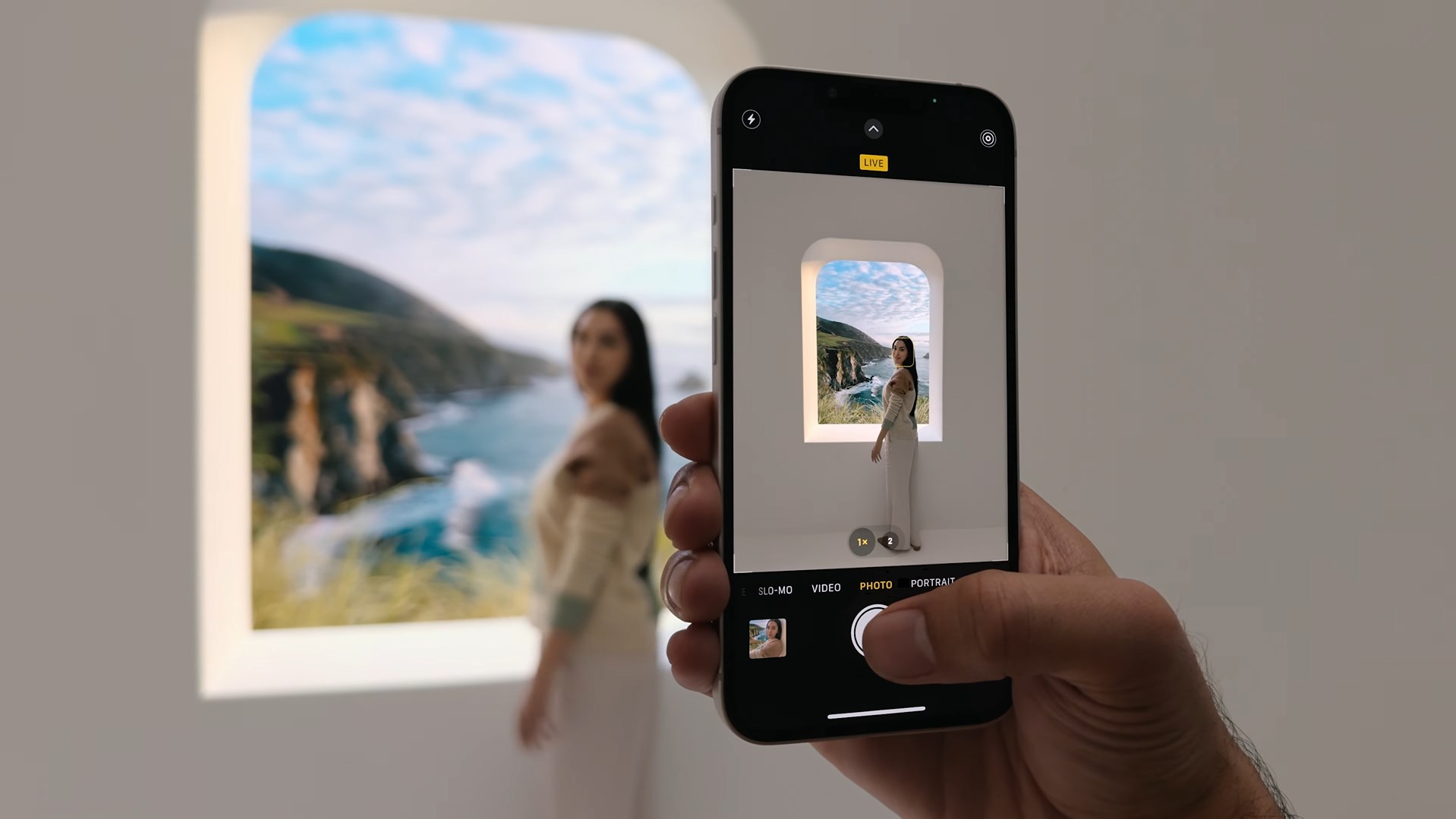 iPhone 16e」発表で気になるドコモとの相性、そして未来のアップル製品