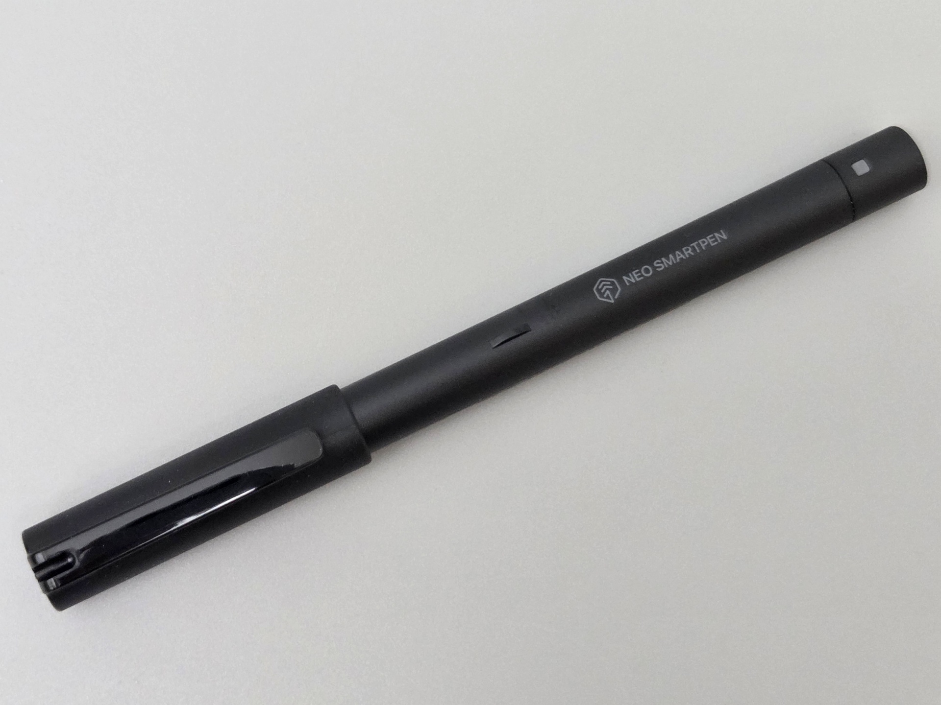 廉価だけど機能は満載のデジアナ文具、NeoLAB「Neo smartpen R1