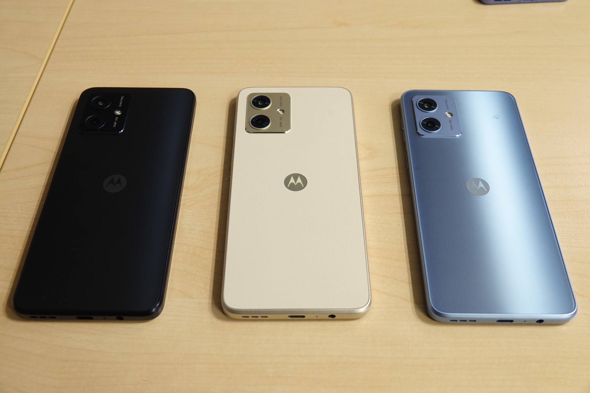 ワイモバイル、MNP契約と追加契約で「moto g64y 5G」を本体代1円に割引