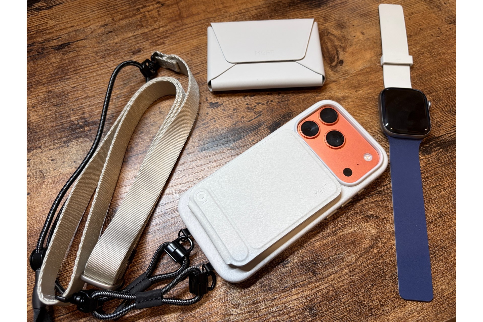 iPhoneアクセサリー MOFT Creative Gift Box iPhone 17 Pro Creative Gift Box（iPhone 17Proシリーズ対応） – MOFT Japan