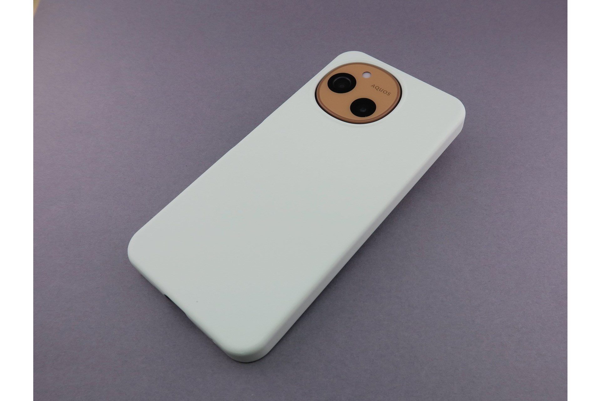 [本日の一品]SIMカード枠から生まれ変わったドコモのスマートフォンケース「エコハードケース」