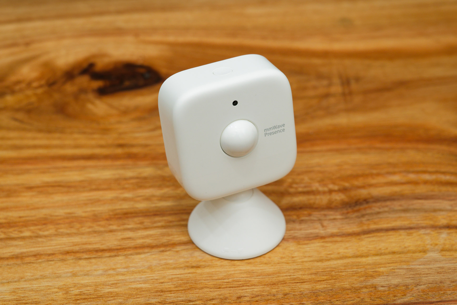 [本日の一品]止まっていても検知できるSwitchBotの「人感センサーPro」、トイレで謎のダンスをせずに済む！