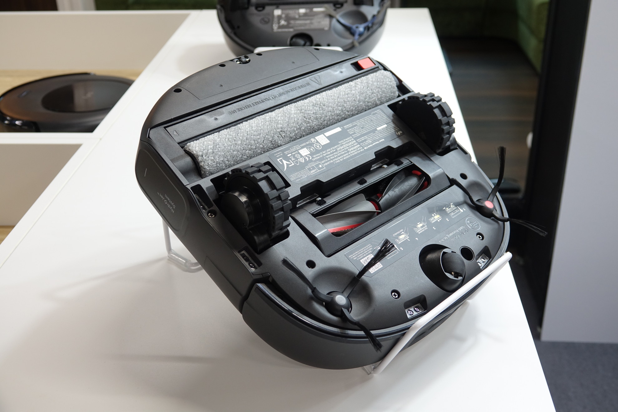 Ankerからロボット掃除機「Eufy Robot Vacuum Omni C28」が登場、10万