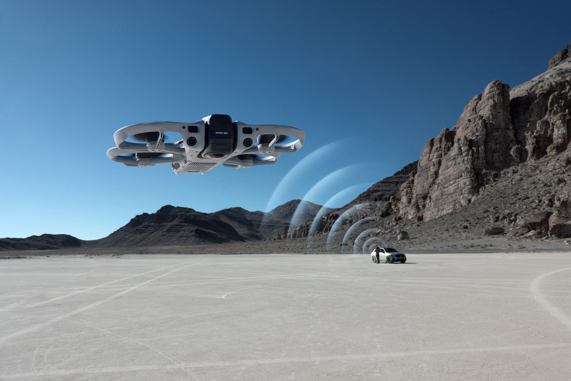 DJI、8K・360度撮影できるFPVドローン「Avata 360」　4月発売